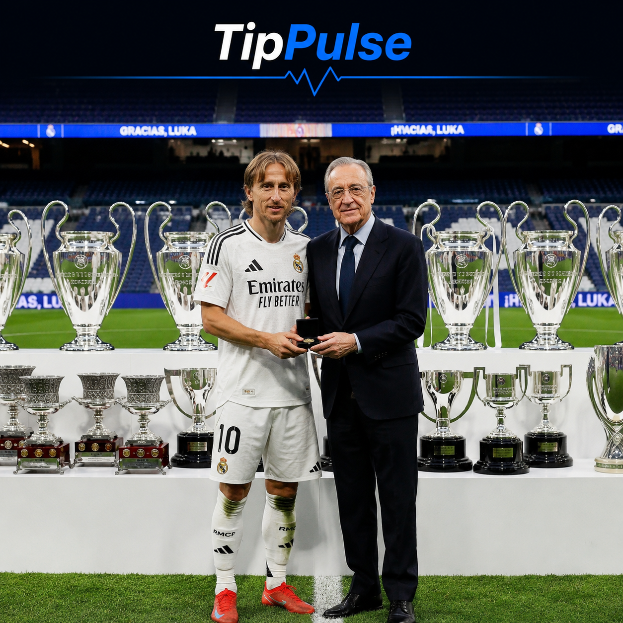 Florentino Pérez speaking with Luka Modrić about a possible Real Madrid return in a new role after retirement.